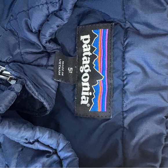 Patagonia Kids Navy Quilted Puffer Jacket - Picture 2 of 2